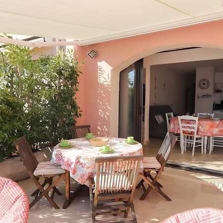 Vue Sur Le Canal De Port Grimaud Apartment Exterior photo