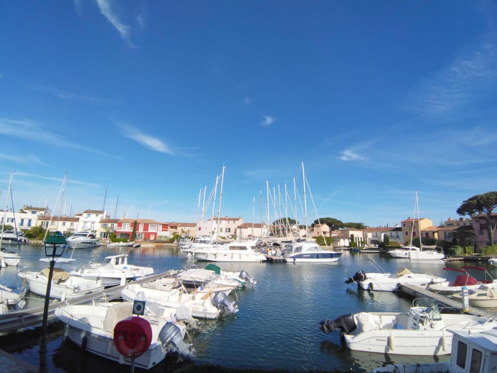 Vue Sur Le Canal De Port Grimaud Apartment Exterior photo