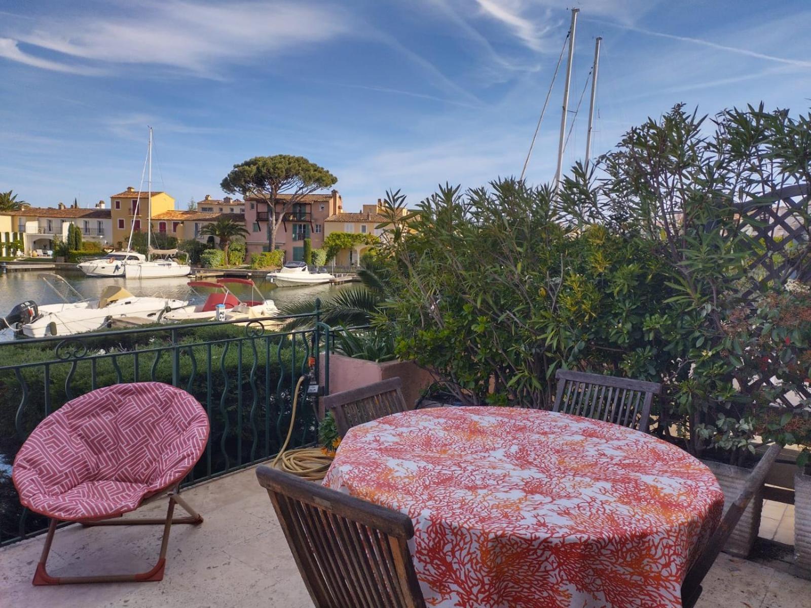 Vue Sur Le Canal De Port Grimaud Apartment Exterior photo